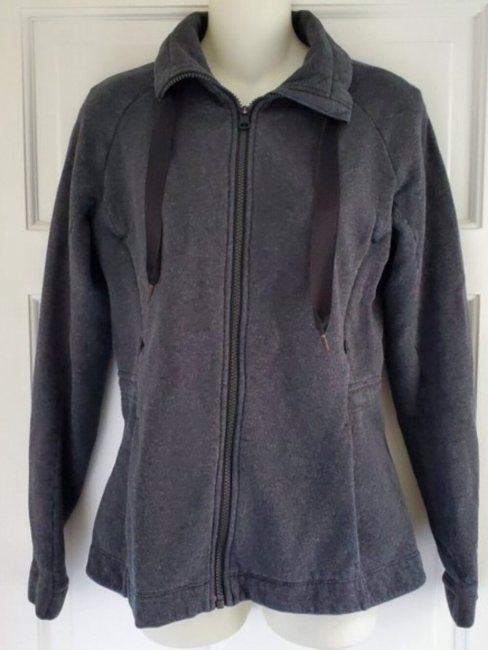 LULULEMON Full-Zip Jacket - XS/S (see measurements)